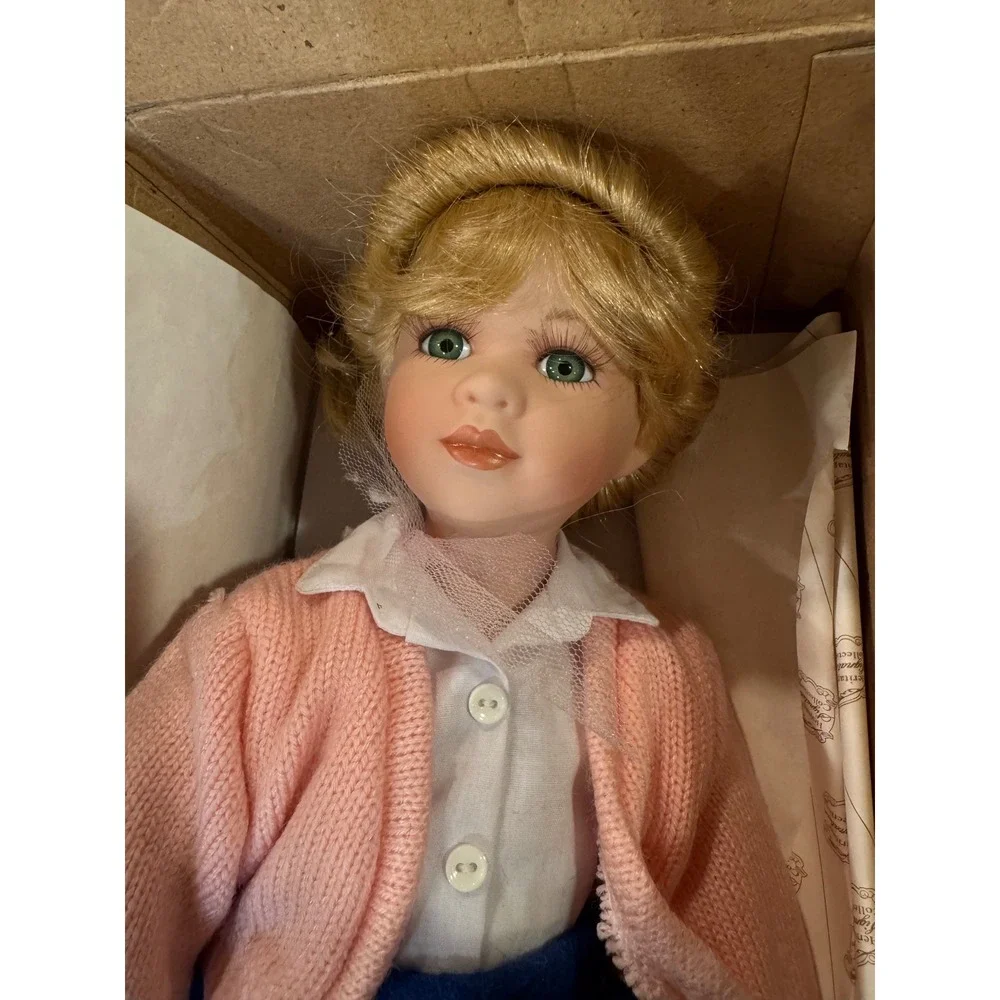 Heritage Signature Collection Peggy Sue Porcelain Poodle Skirt Doll 12339 COA